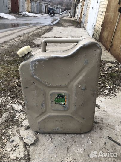 Канистра 20 литров