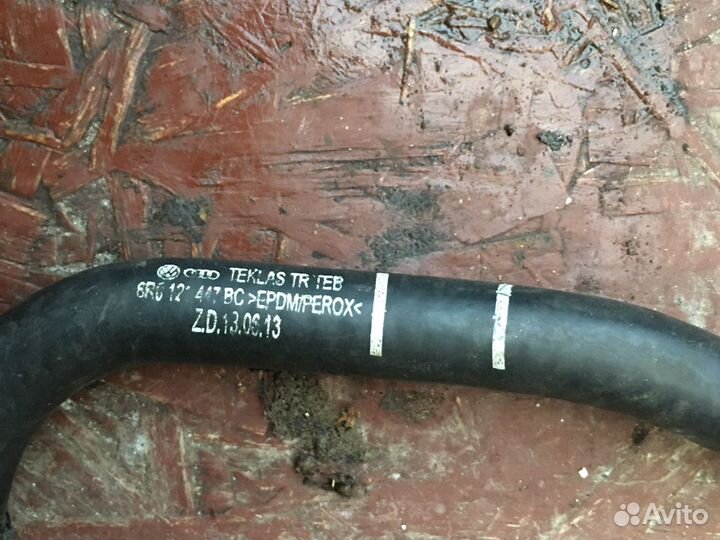 Трубка системы охлаждения Шкода Рапид