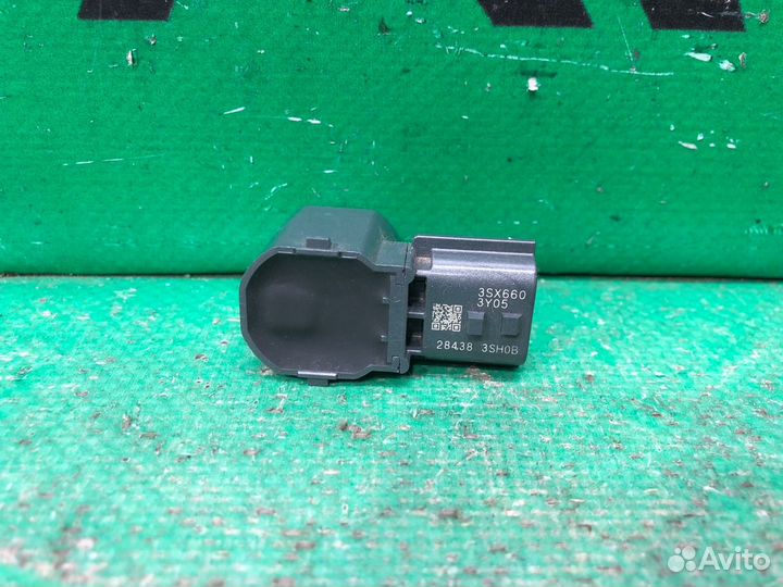 Датчик парктроника передний Infiniti Qx80 Qx56 Z62