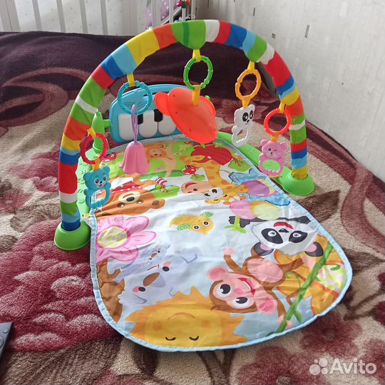 Развивающий коврик с пианино