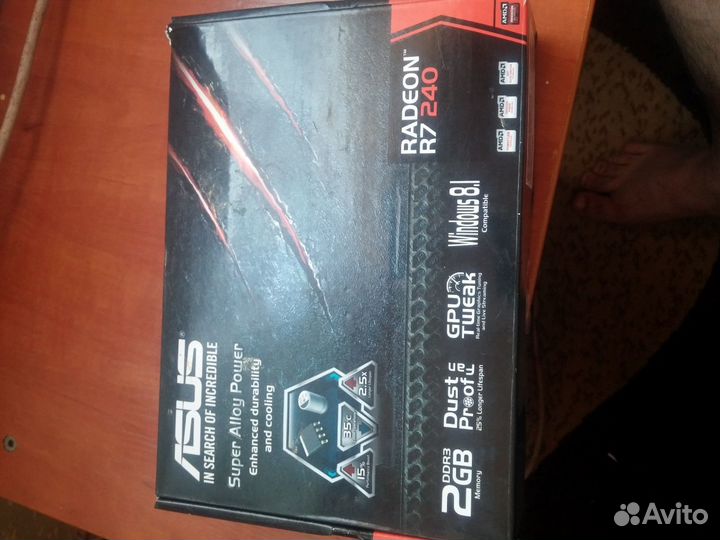 Отличная видеокарта R7 240, 2 гигабайта