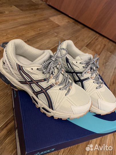 Кроссовки спортивные Gel Kahana 8