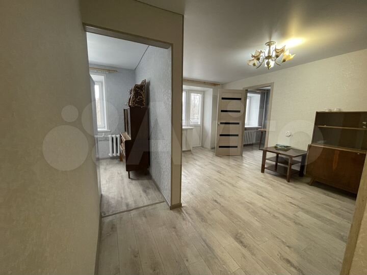 2-к. квартира, 42 м², 4/4 эт.