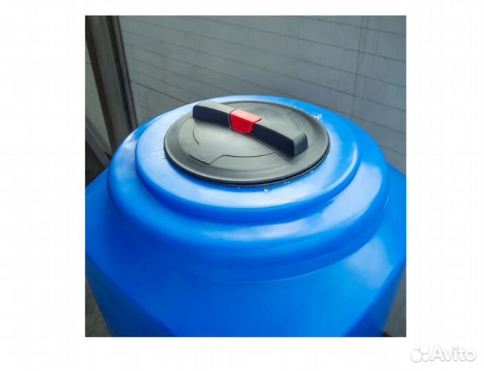 Ёмкость с крышкой 750 л