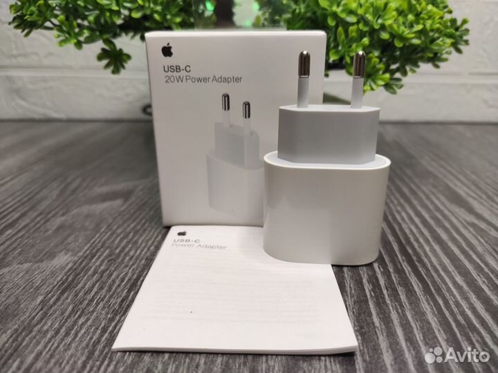 Блок питания Apple 20W Type-C
