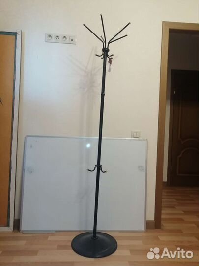 Вешалка напольная
