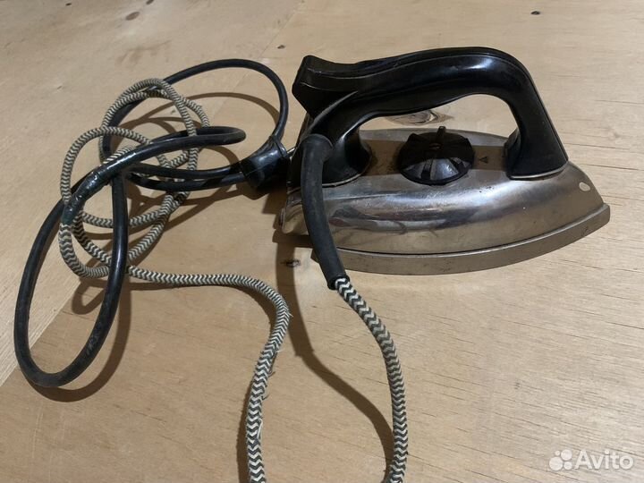 Старый утюг