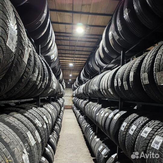 Bridgestone Blizzak Spike-02 225/50 R17 94T