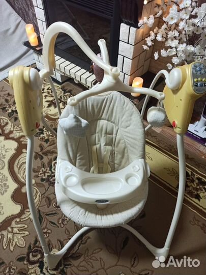 Электронные качели Graco Lovin’Hug