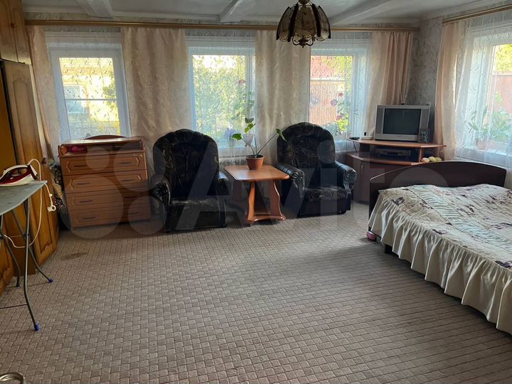 Дом 53,5 м² на участке 6 сот.