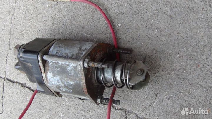 Втягивающее реле стартера ваз
