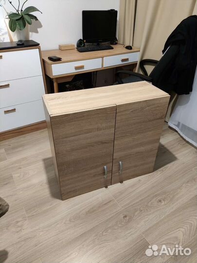 Кухонный навесной шкаф бу