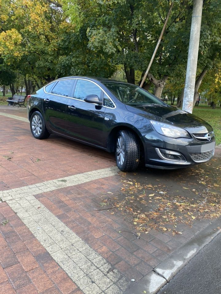 Opel Astra: фото владельца
