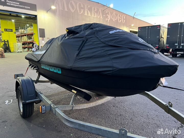 Новый гидроцикл BRP Sea-Doo GTR 230