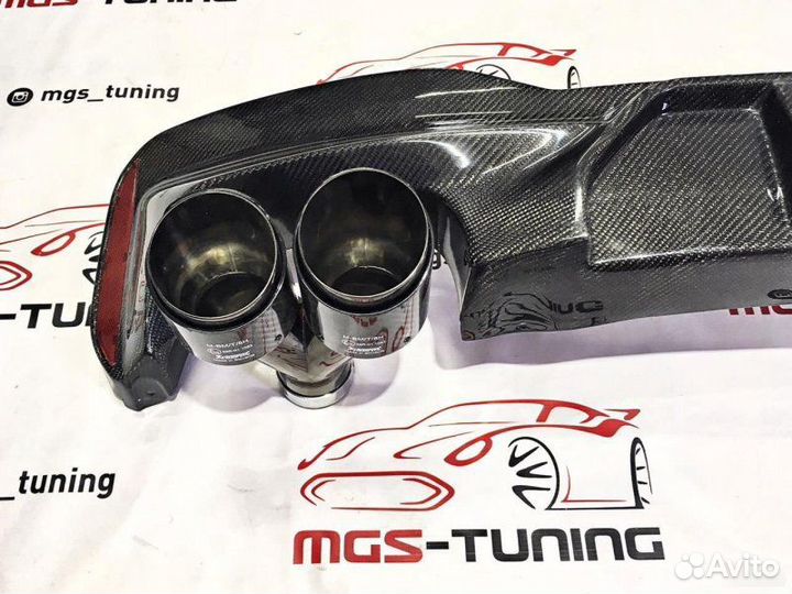 Диффузор BMW G30 M5 карбон + Aсrapovic black