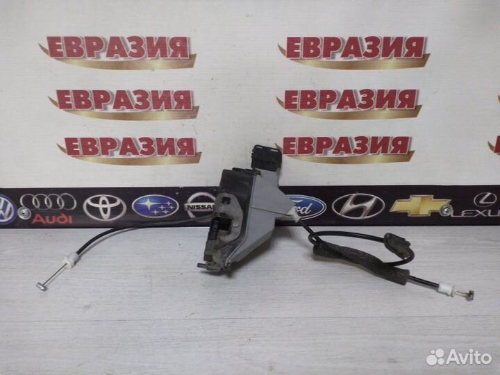 Замок двери задний правый Peugeot 308 2009