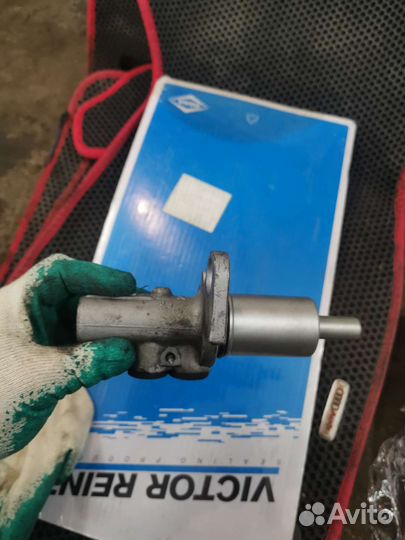 Главный тормозной цилиндр audi A6C6