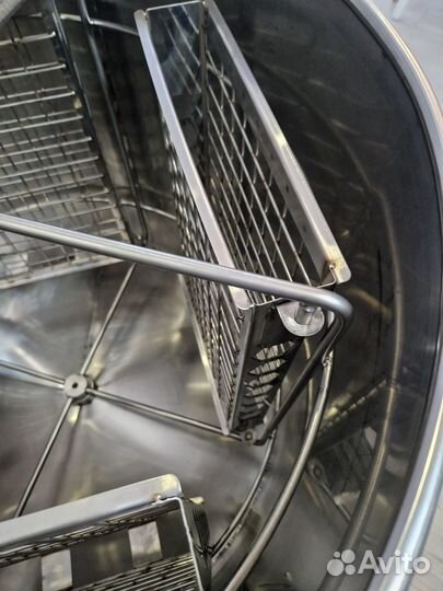 Медогонка 4х рамочная