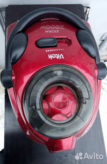 Пылесос Vitek