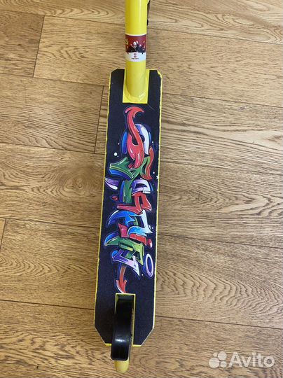 Трюковой самокат Ateox