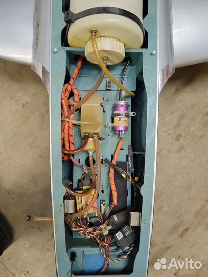 Самолёт реактивный радиоуправляемый