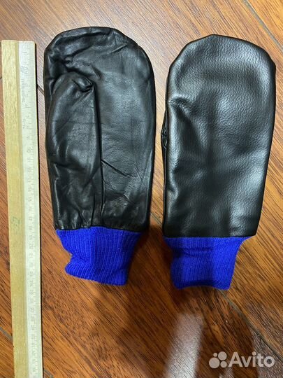 Варежки новые
