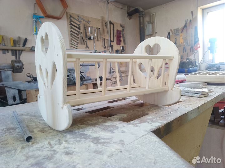 Кроватка для куклы