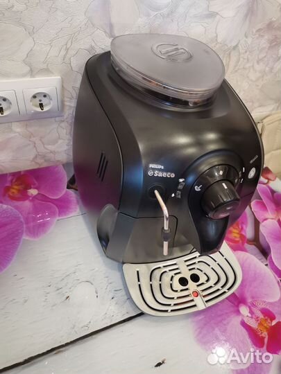 Кофемашина Philips Saeco Xsmall