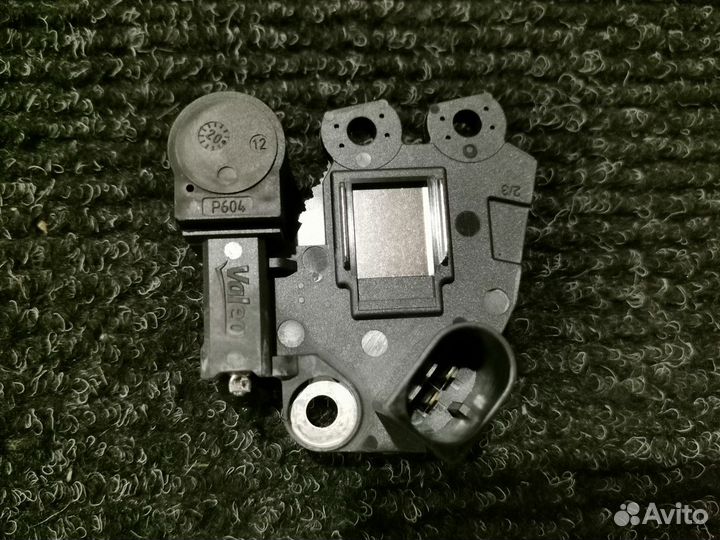 Реле регулятор Valeo 599316 Cargo 231103