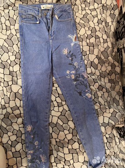 Джинсы женские