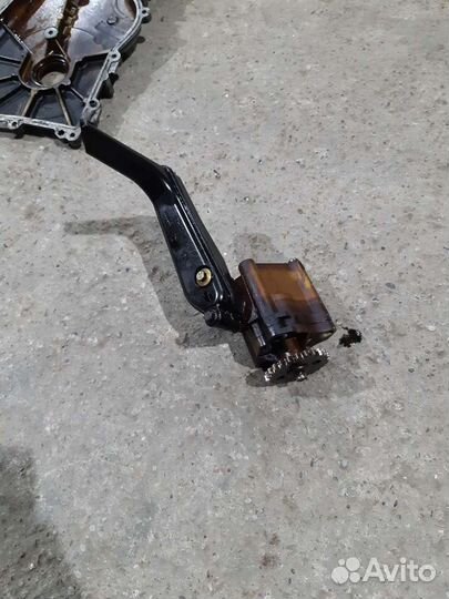 Форд Фокус 2 масляный насос 1,8