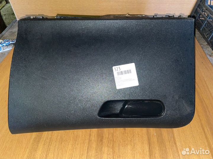 Бардачок Citroen C4 B7 TU5GP4 2011