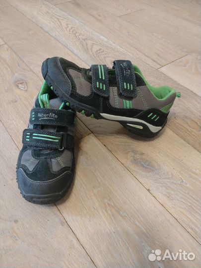 Superfit кроссовки 32р-р