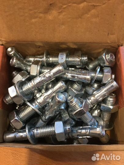 Анкер усиленный клиновой анкер М10х60 DKC CM481060