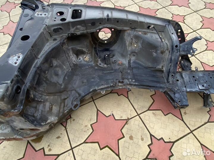 Правый лонжерон Toyota Camry 30 6583