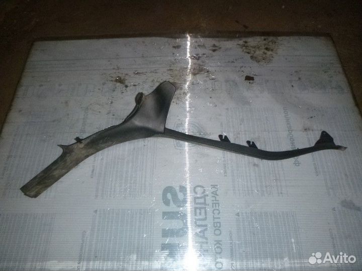 Накладка на порог задняя левая (внутренняя) skoda