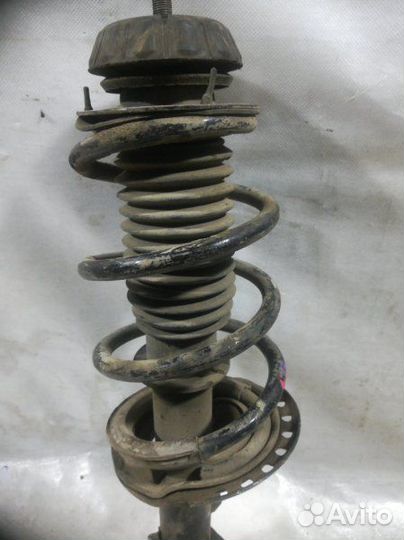 Амортизатор передний передний правый Kia Rio 3 QB