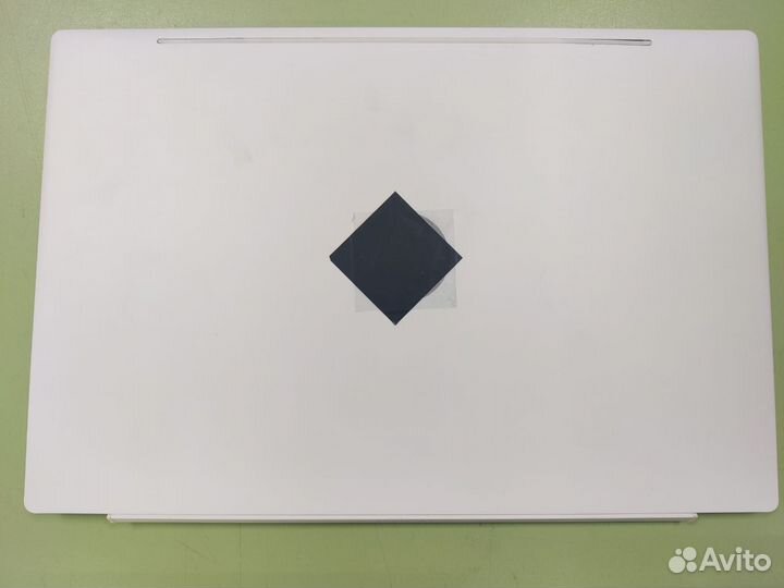 Крышка матрицы HP 15-CS 15-CW белая нет 1 заглушки