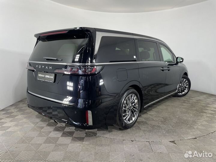 Voyah Dream 1.5 AT, 2023