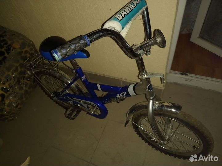 Детский велосипед Байкал 16 четырехколесный