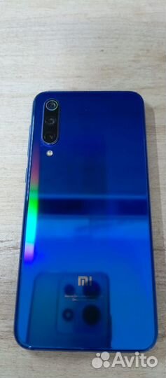 Xiaomi Mi 9 SE, 6/128 ГБ