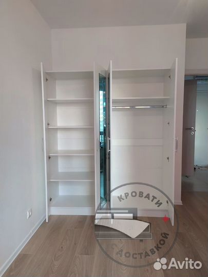 Шкаф распашной