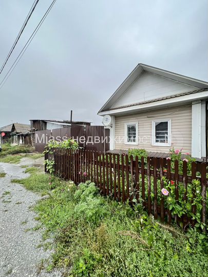 Дом 35 м² на участке 6 сот.