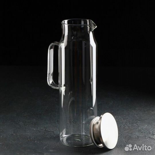 Кувшин стеклянный с металлической крышкой Magistro