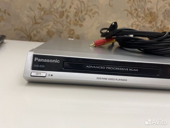DVD плеер Panasonic DVD-S29