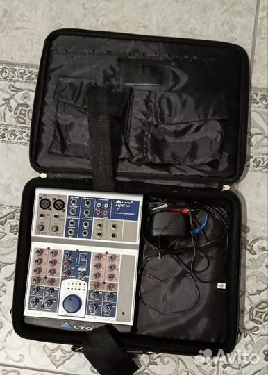 Микшерный пульт