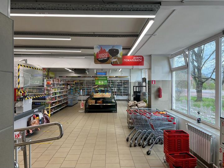 Сдам торговое помещение, 450 м²