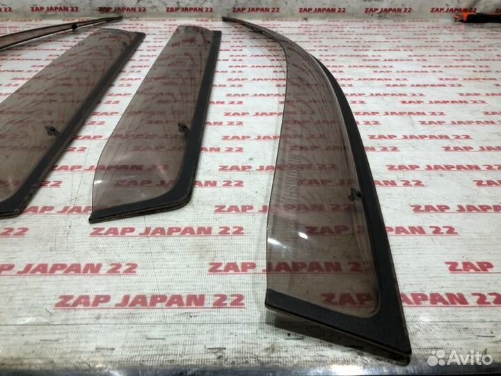 Ветровики комплект Mitsubishi Airtrek CU5W 4G69