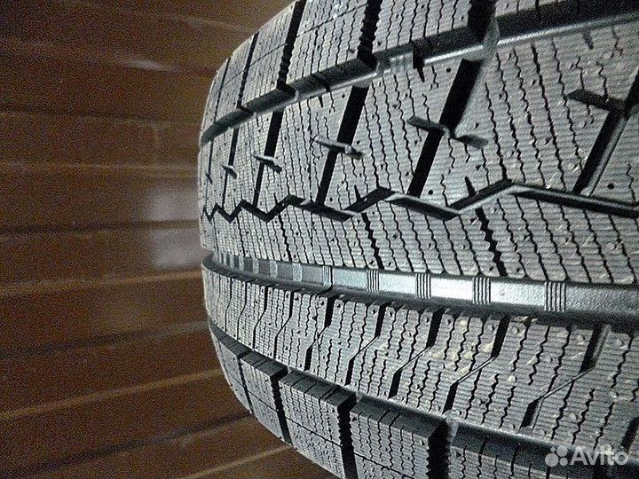 Sailun Ice Blazer Arctic 245/45 R18 100H