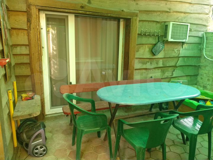 Дом 56 м² на участке 2 сот.